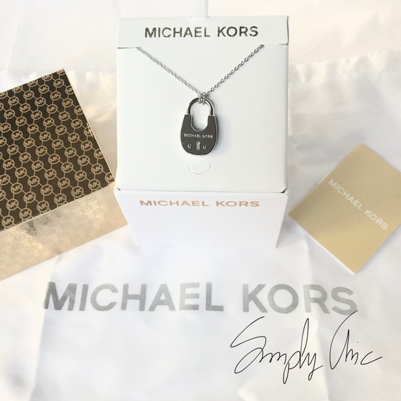 LAST 1 ⭐️ New MK silver tone Padlock Pendant - Picture 2 of 6
